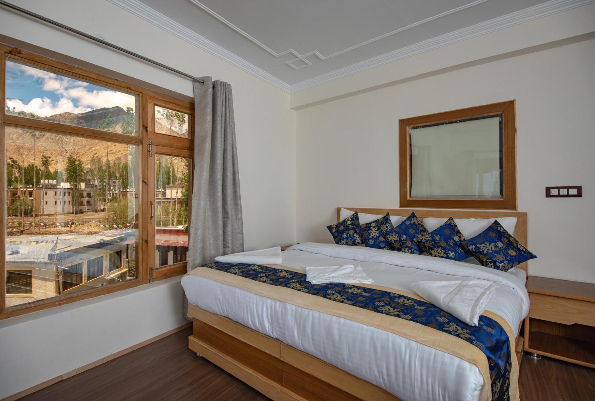 The Nangsay Hotel Leh Esterno foto